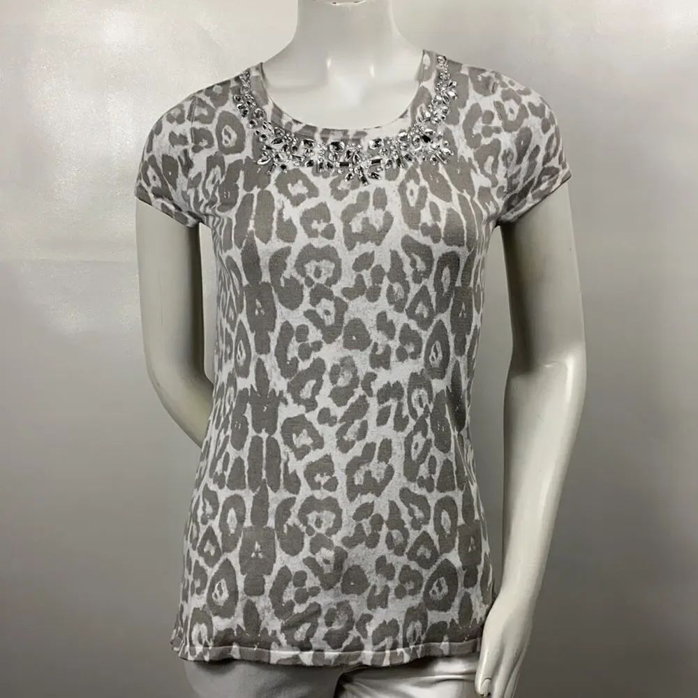 3For$20 INC Cheetah Print Knit Gray White size: M